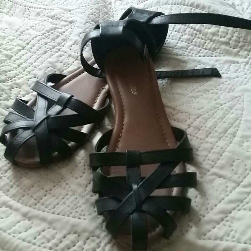 Womens shoes